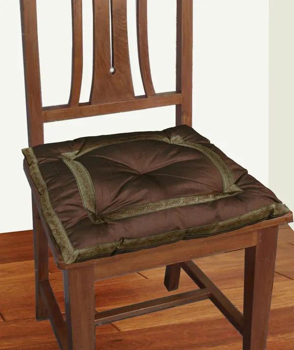 Pack_of_1_Piece_Polyester_Embroidered_Chair_Pad_for_Chair_&_Floor