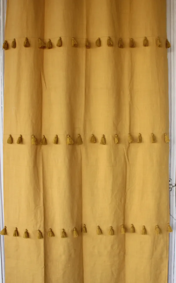 Pack_of_2_Pieces_Cotton_Yellow_Merit_Tassel_Collection_Eyelet_Curtain_Set_For_Bedroom_and_Living_Room