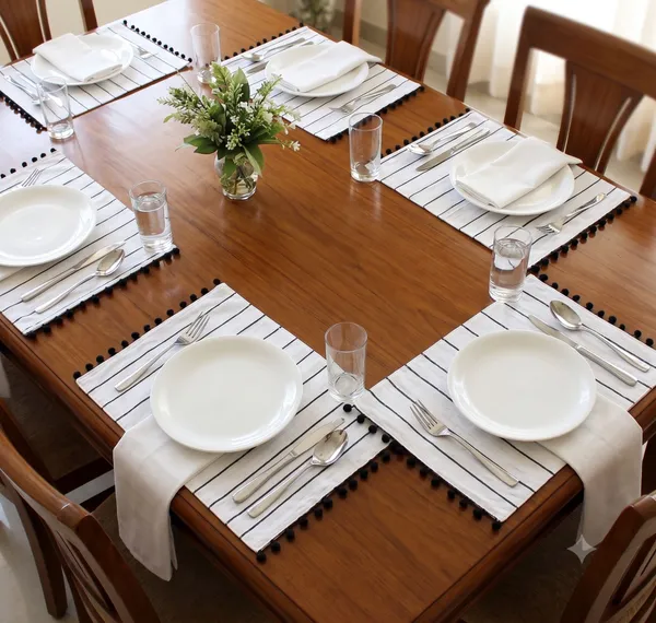 Pack_of_18_Piece_Cotton_White-Black_Pin_Stripe_Pompom_Collection_Place_Mat_With_Napkin-For_Dinning_Table,_Center_Room_and_Kitchen