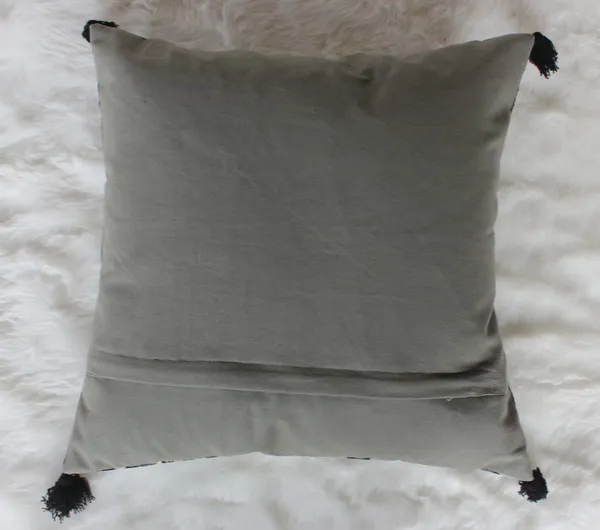 Pack_of_2_Pieces_Cotton_Black_Estrea_Colourful_Collection_Cushion_and_Pillow_Cover_for_Living_Room_and_Bed_room