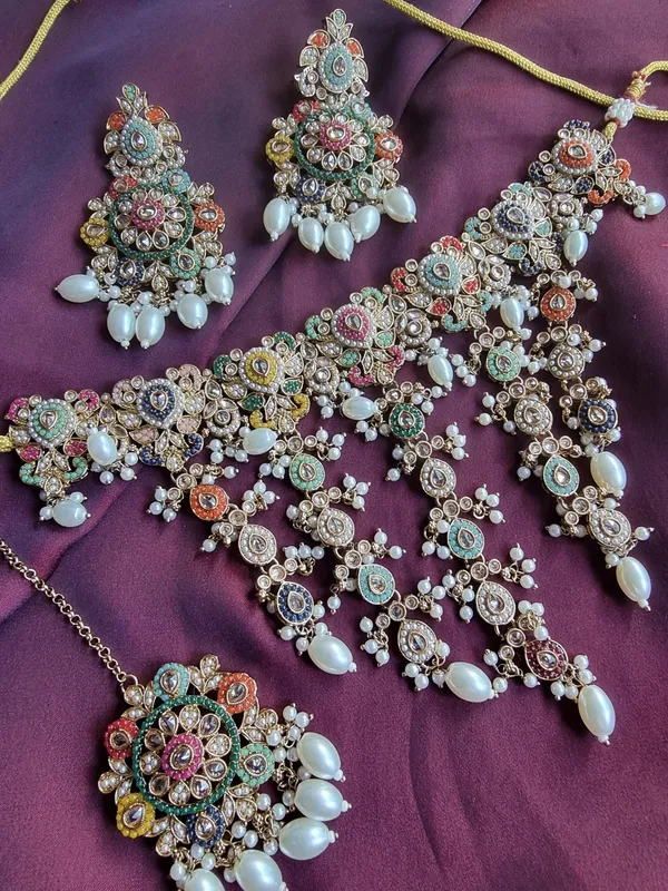 NAYANTARA_LONG_GOLD_PLATED_JADAU__NAVRATAN_NECKLACE_SET_FOR_WOMEN