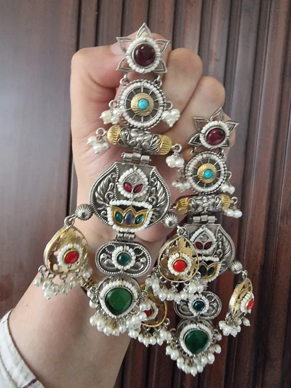 RANJHANA_LONG_DUALTONE_BRASS_EARRINGS_FOR_WOMEN