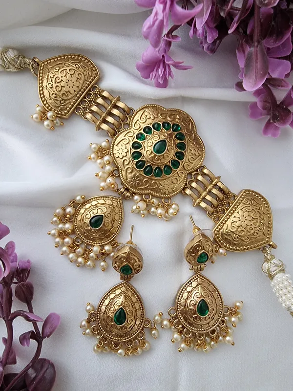 DEVDETI_GOLD_PLATED_GREEN_CHOKER_SET_FOR_WOMEN