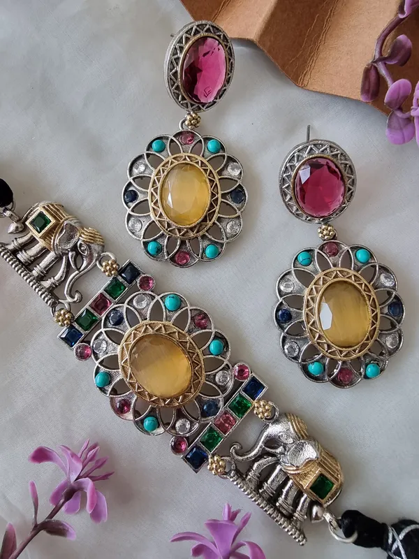 GAJGAMINI_NAVRATAN_CHOKER_SET_FOR_WOMEN_WITH_EARRINGS