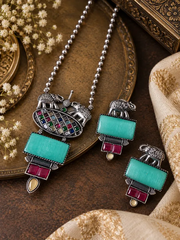 GAJRAJ_SILVER_PLATED_NAVRATAN_PENDANT_WITH_EARRINGS