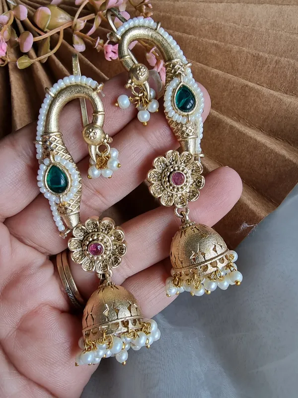 HANSNI_GOLD_PLATED_EARCUFF_FOR_WOMEN