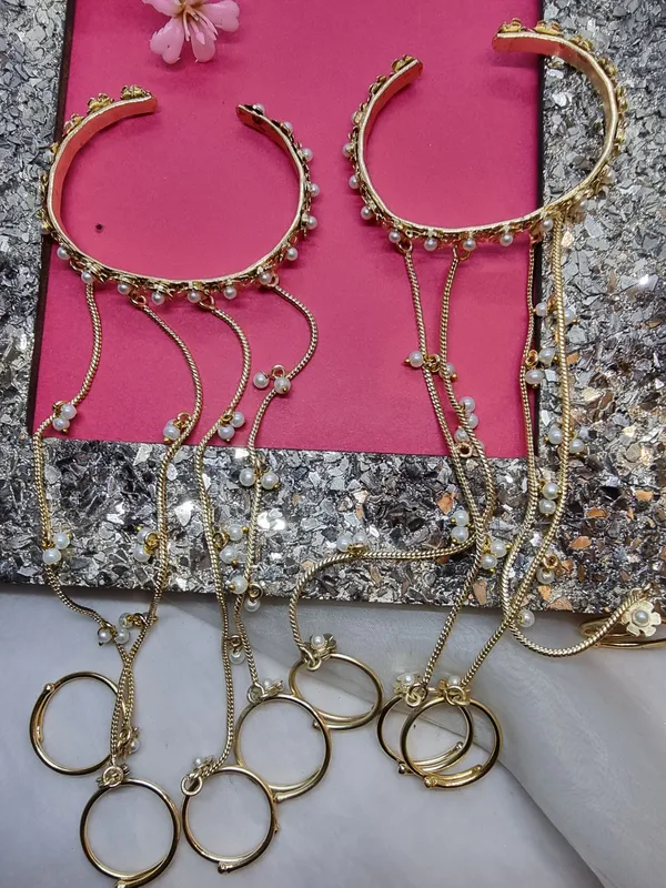 JASMINE_GOLDPLATED_HATHPHOOL_PAIR_FOR_WOMEN