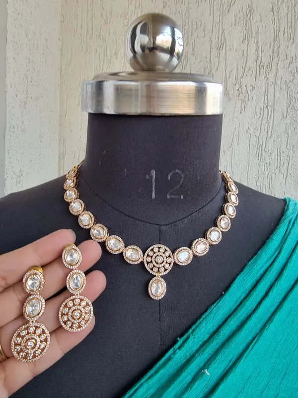 KAASVI__FINE_KUNDAN_NECKLAVE_SET_WITH_EARRINGS