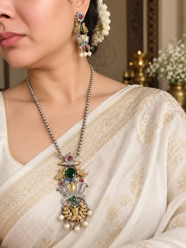 KAMALPHOOL_DUALTONE_CHAIN_PENDENT_SET_FOR_NECKLACE