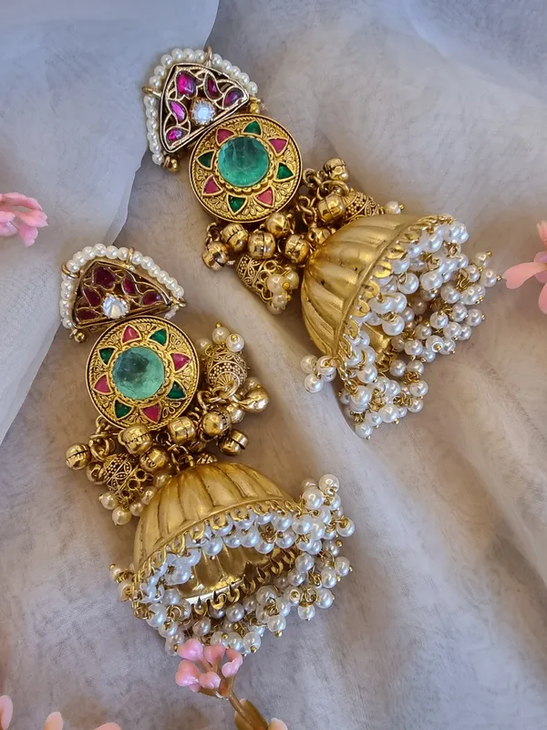 KASHI__GOLD_PLATED_PREMIUM_QUALITY_EARRINGS