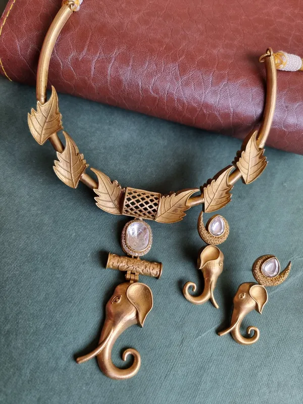 Kala_Kundan_Gold_Plated__Rajwadi_Necklace_For_Women