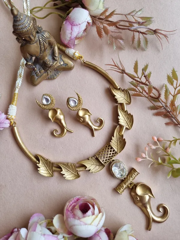 Kala_Kundan_Gold_Plated__Rajwadi_Necklace_For_Women