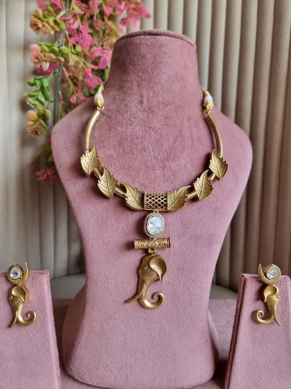 Kala_Kundan_Gold_Plated__Rajwadi_Necklace_For_Women