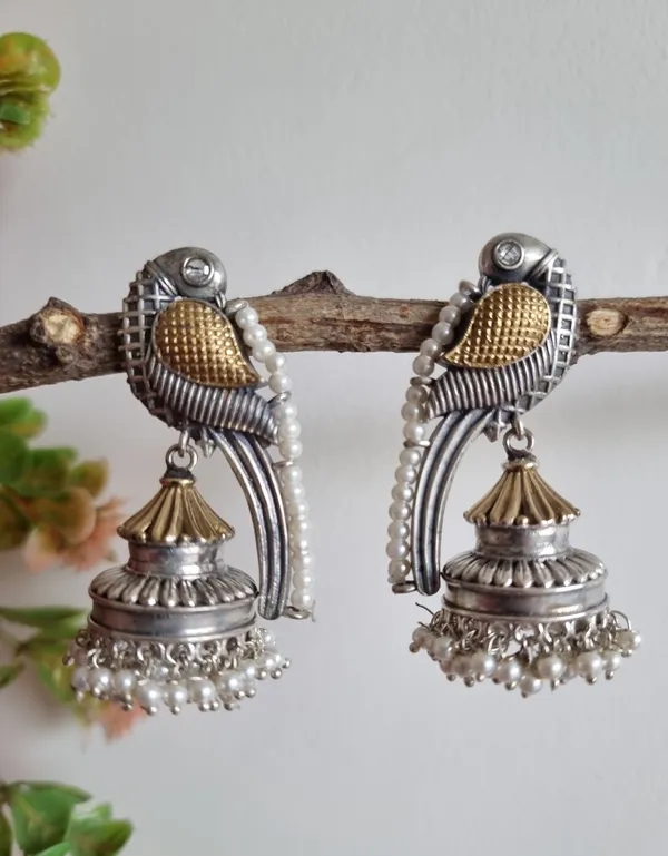 Ruhi_Bird_92.5_Silver_Plated_Jhumka