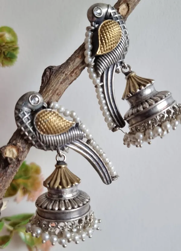 Ruhi_Bird_92.5_Silver_Plated_Jhumka