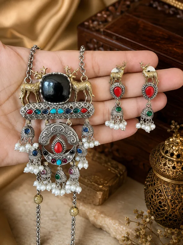 MIYA_OXIDIZED_BRASS_PENDENT_SET_FOR_WOMEN