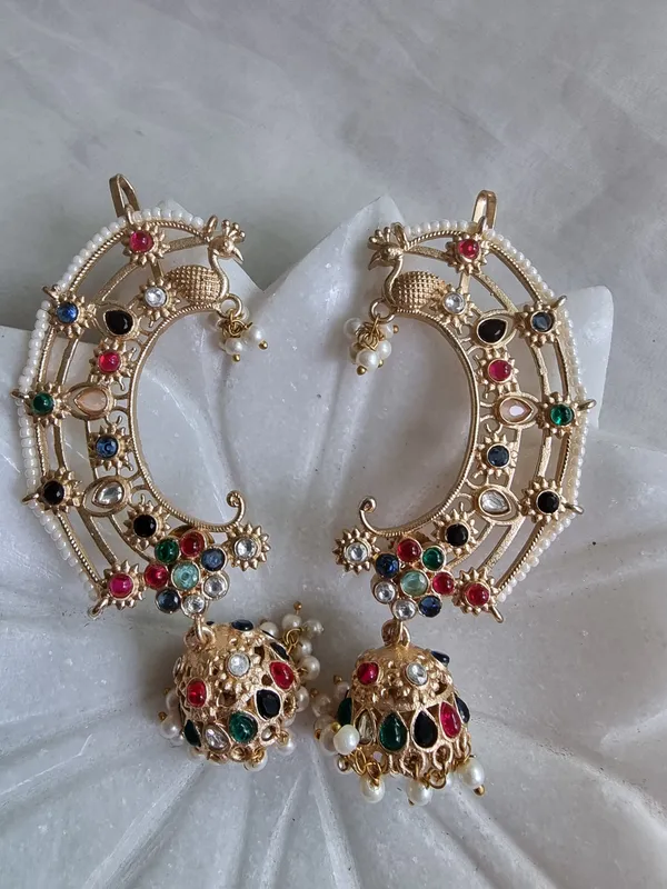 GITANJALI_GOLD_PLATED_KUNDAN_EARCUFF_FOR_WOMEN