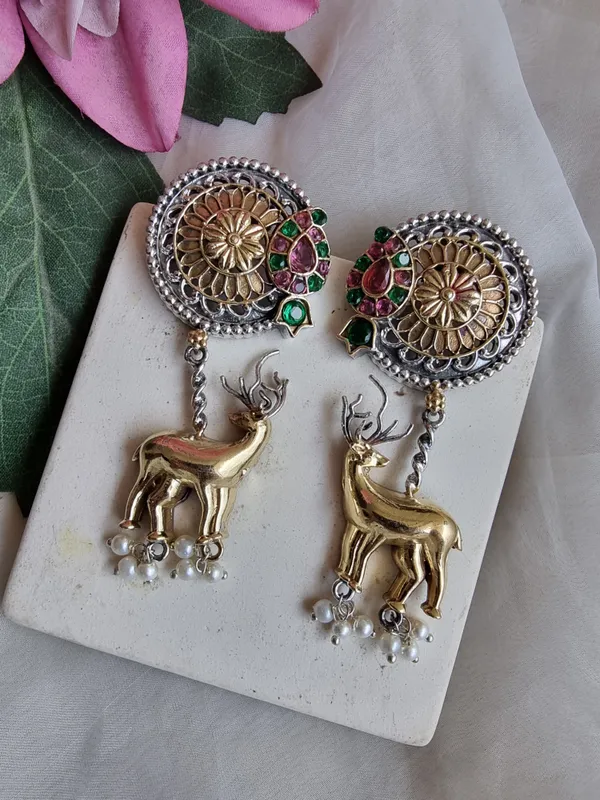 GOLDEN_HANGING_DEER_RED_GREEN_LONG_EARRINGS_FOR_WOMEN