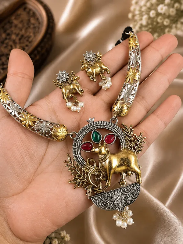 NANDI_DUALTONE_NECKLACE_WITH_EARRINGS_FOR_WOMEN
