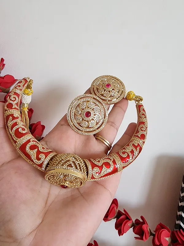 SAJNI_RED_MEENAKARI_HASLI_WITH_EARRINGS