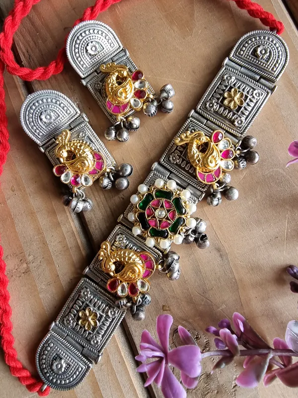 SEJAL_92.5__SILVER__PLATED_KUNDAN_CHOKER_SET_WITH_HANDMADE_DORI