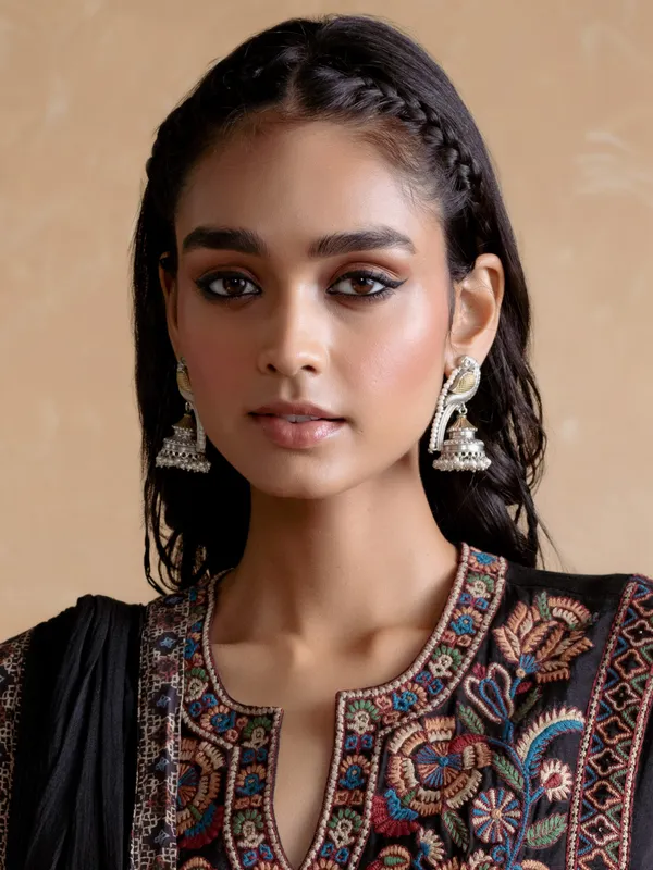 Ruhi_Bird_92.5_Silver_Plated_Jhumka