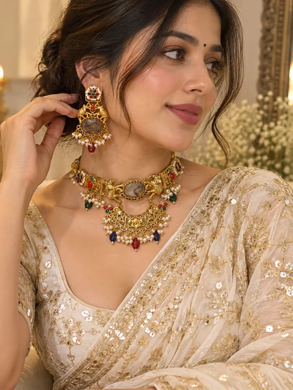 SAAJ_GOLDPLATED_NAVRATAN_CHOKER_SET_FOR_WOMEN