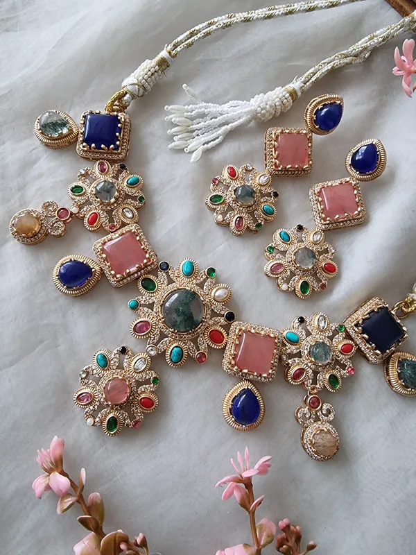 PANCHE_FIRE_STONE_PREMIUM_NECKLACE_FOR_WOMEN