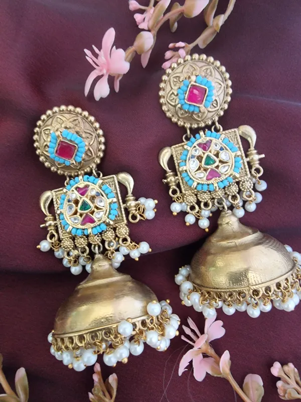 SAMAYRA_GOLDPLATED_BRASS__EARRINGS_FOR_WOMEN