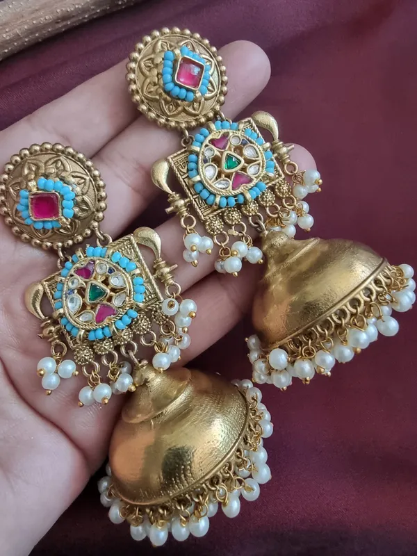 SAMAYRA_GOLDPLATED_BRASS__EARRINGS_FOR_WOMEN