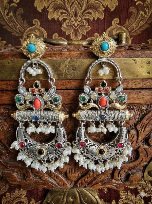 ADITI_LONG_DUALTONE_EARRINGS_FOR_WOMEN