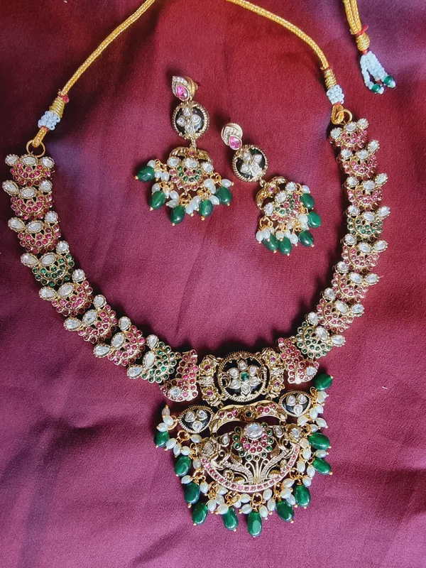 PAVITRA_HERITAGE_GOLD_PLATED_PREMIUM_NECKLACE_SET_FOR_WOMEN