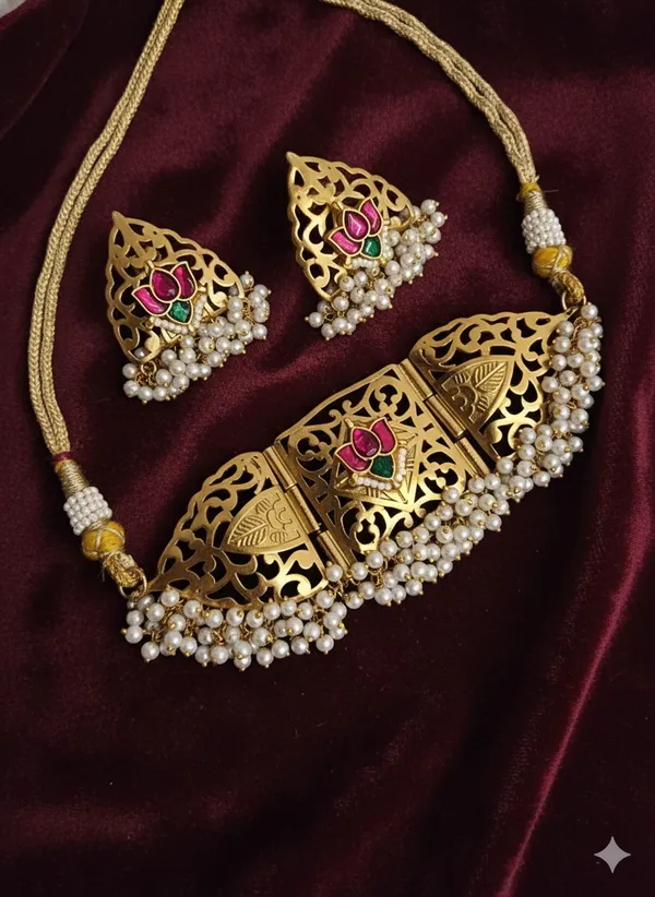 Inara_Cutwork_Handmade_Choker_With_Earrings_For_women