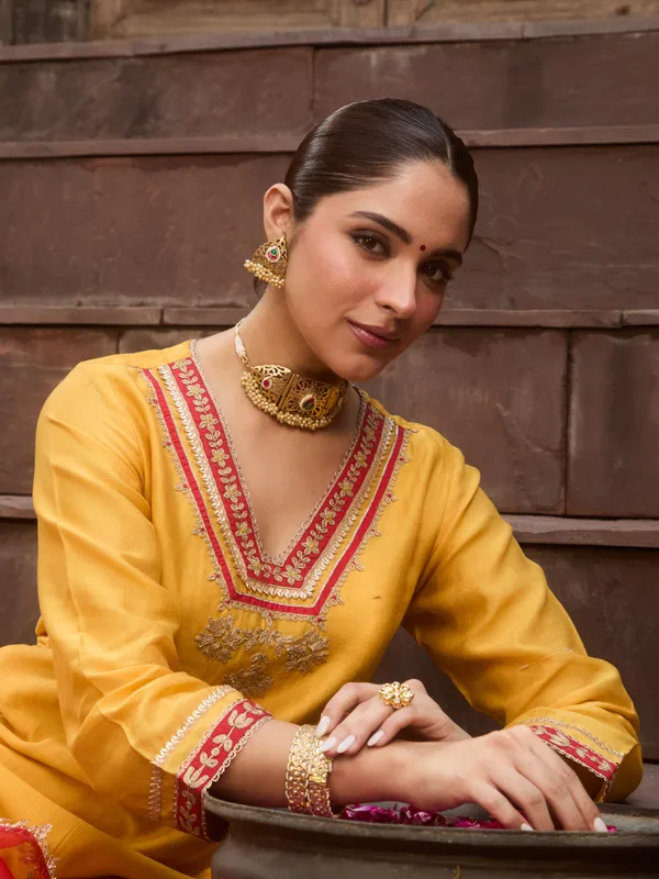 Inara_Cutwork_Handmade_Choker_With_Earrings_For_women