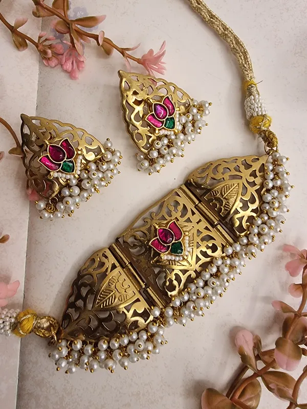 Inara_Cutwork_Handmade_Choker_With_Earrings_For_women