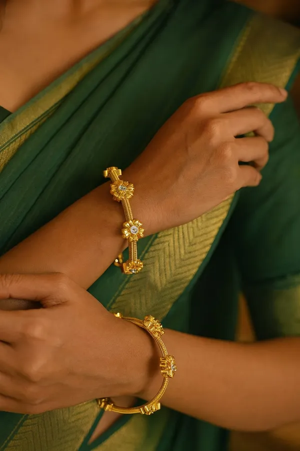 SAHAR_GOLD_PLATED_ADJUSTABLE_BANGLES_PAIR