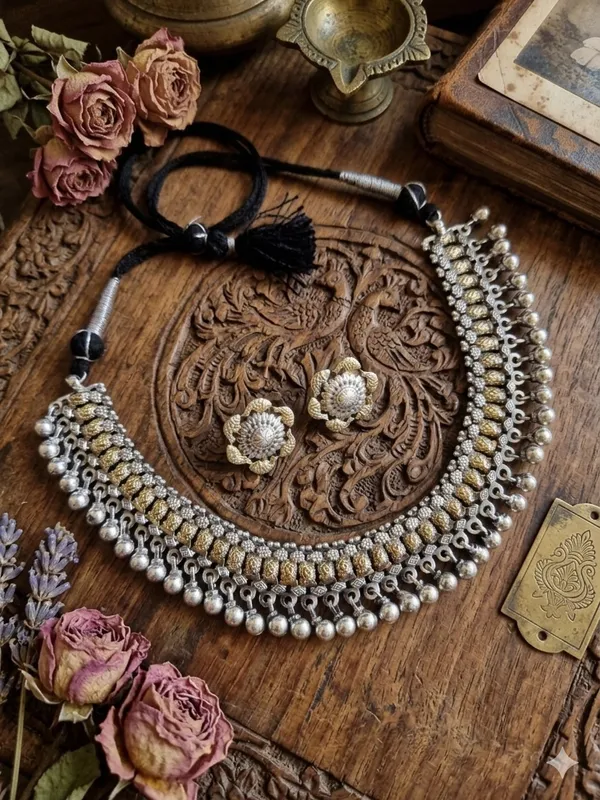 MAHIMA_HANDMADE__SOLID_BRASS__DUALTONE_NECKLACE_WITH_EARRINGS