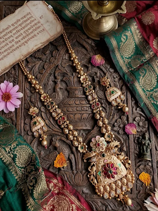 RECHAL_HERITAGE_GOLD_PLATED_LONG_NECKLACE_WITH_EARRINGS