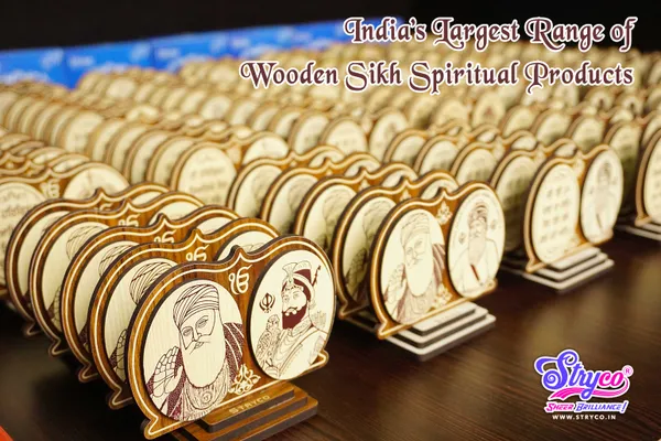 Redwood_Texture_Guru_Teg_Bahadur_Ji_Car_Photo__Car_Interior_Decor_Accessory__Ninth_Sikh_Guru__Sikh_Spiritual_Decorative_Showpiece__Car_Dashboard_Idol