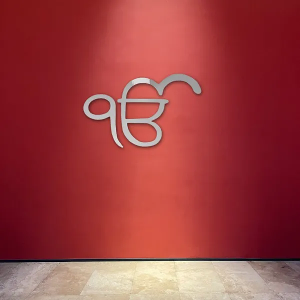 Metal_Wall_Art_for_Home_Decoration__|_Ekonkar|Silver