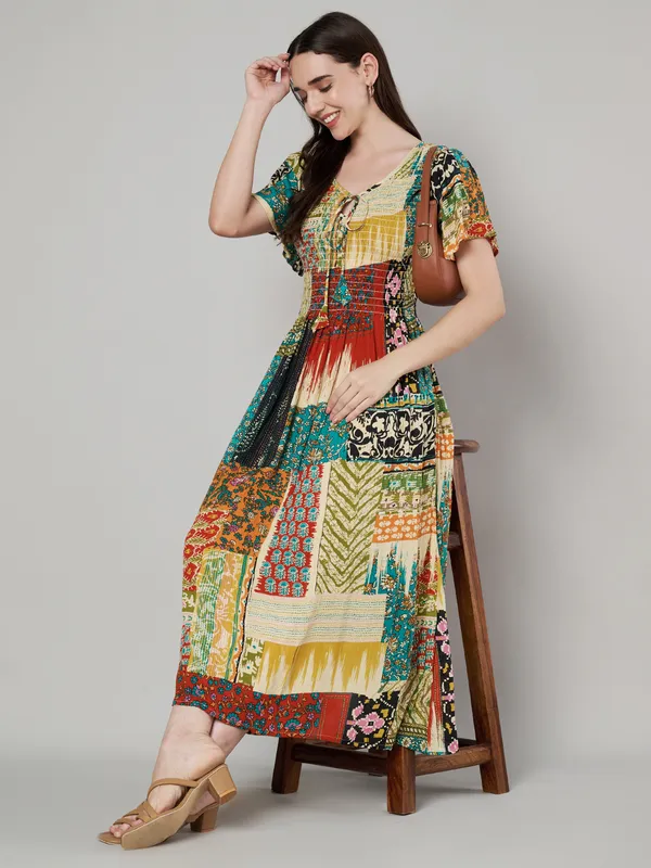 elastisiced_body_half_sleeves_elastic_at_shoulder,can_be_worn_off_shoulder_long_printed_dress