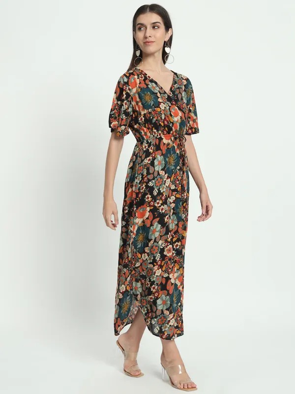 VELDRESS,_v_neck_wrap_dress_half_sleeves_printed_with_pockets