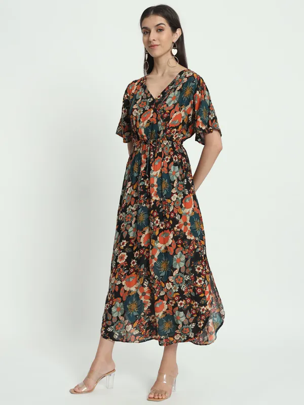 VELDRESS,_v_neck_wrap_dress_half_sleeves_printed_with_pockets