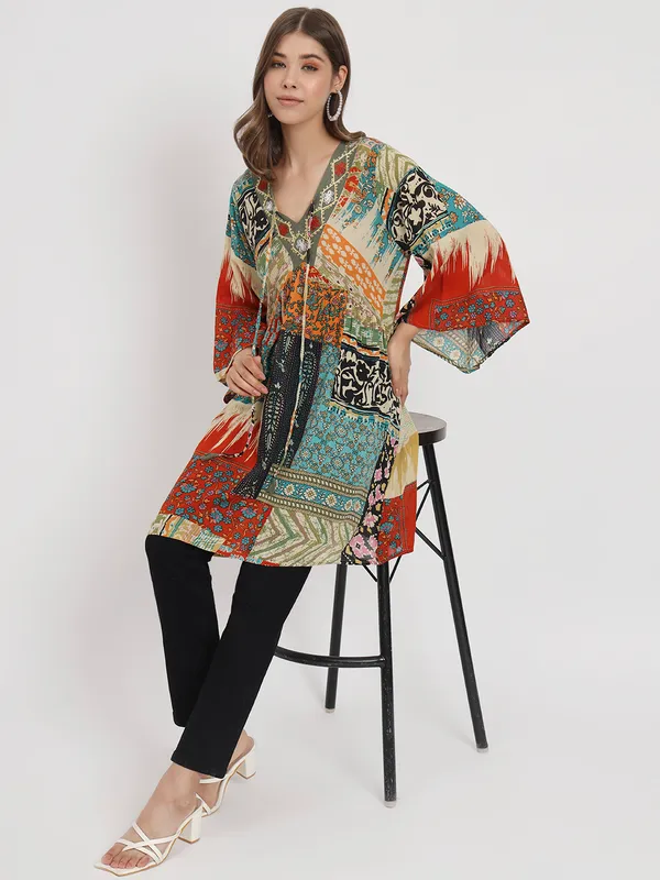 Floral_Printed_Casual_Stylish_Longline_Top_For_Women_Short_Kurta_Kimono