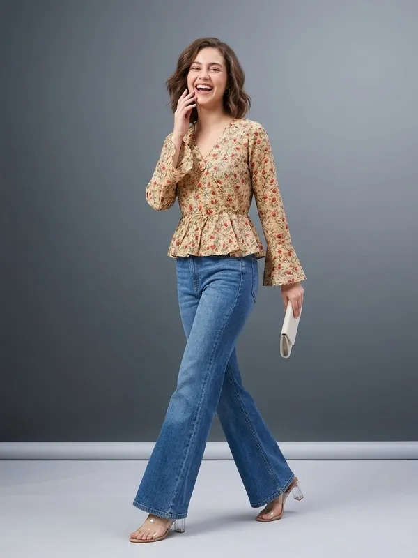 PEPLUM_top_,full_sleeves_,bell_sleeves_,Full_sleeves_V_neck_