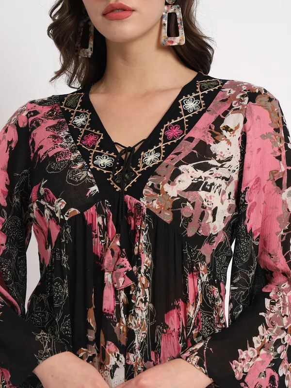 Pik_Floral_With_Abstract_Print_Tunic_Fit_And_Flare_Casual_Top_For_Women_|_Embroidery_V_Neck