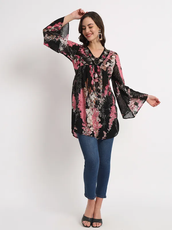 Pik_Floral_With_Abstract_Print_Tunic_Fit_And_Flare_Casual_Top_For_Women_|_Embroidery_V_Neck
