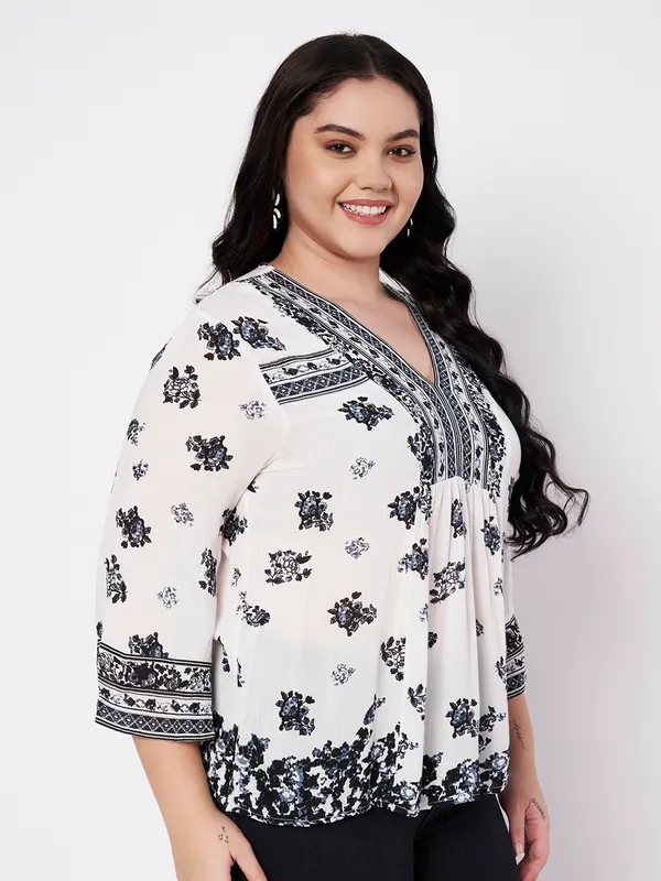 Plus_Size_Top,V_neck_full_sleeves_placemnent_printed_short_kurti
