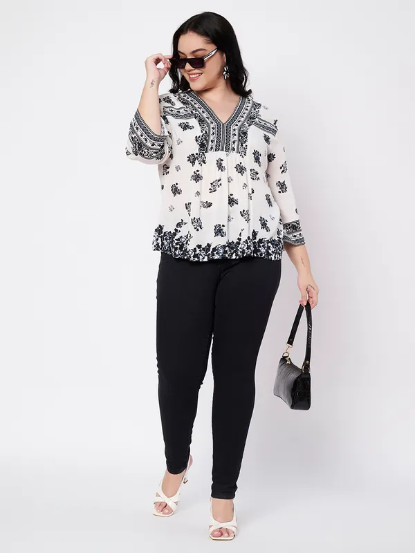 Plus_Size_Top,V_neck_full_sleeves_placemnent_printed_short_kurti