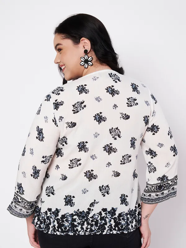 Plus_Size_Top,V_neck_full_sleeves_placemnent_printed_short_kurti